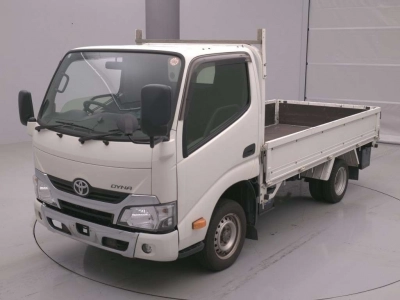 TOYOTA DYNA TRUCK