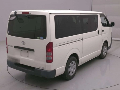 TOYOTA REGIUS VAN