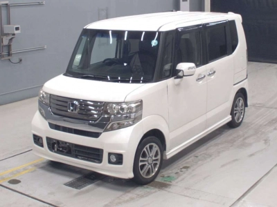 HONDA N BOX CUSTOM