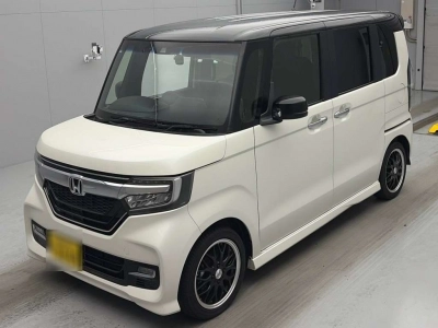 HONDA N BOX CUSTOM