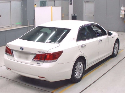 TOYOTA CROWN HYBRID