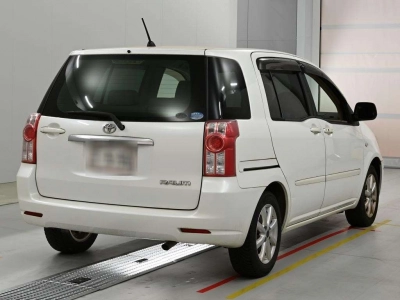 TOYOTA RAUM
