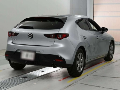 MAZDA MAZDA3 FASTBACK