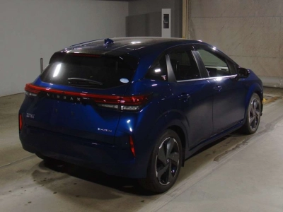 NISSAN AURA