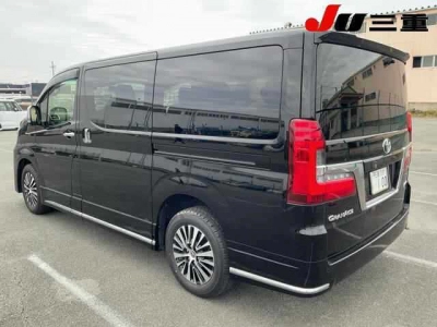 TOYOTA GRANACE
