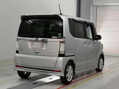 HONDA N BOX CUSTOM