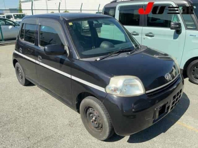 DAIHATSU ESSE