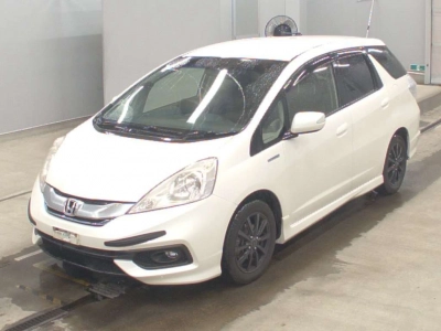 HONDA FIT SHUTTLE HYBRID
