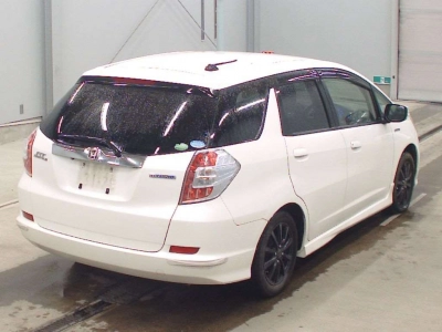 HONDA FIT SHUTTLE HYBRID