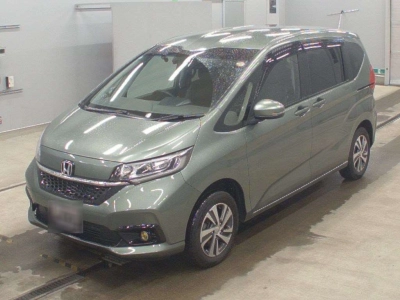 HONDA FREED HYBRID