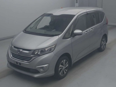 HONDA FREED + HYBRID