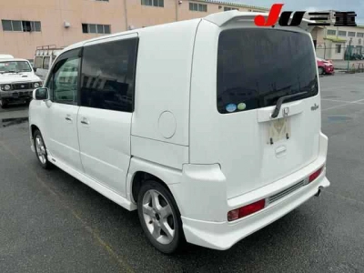 HONDA MOBILIO SPIKE