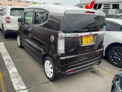 HONDA N-BOX SLASH