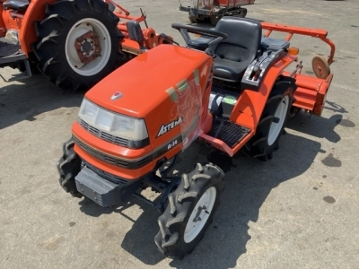 KUBOTA KUBOTA