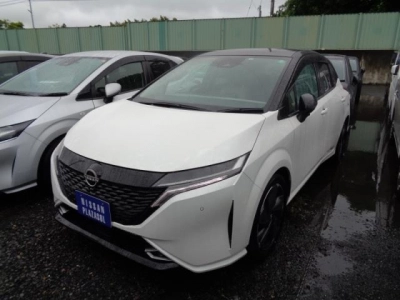 NISSAN AURA