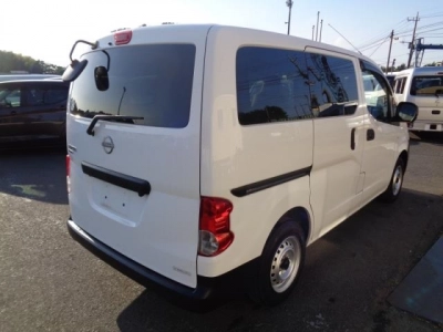 NISSAN NV200 VANETTE VAN