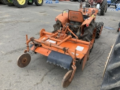 KUBOTA KUBOTA