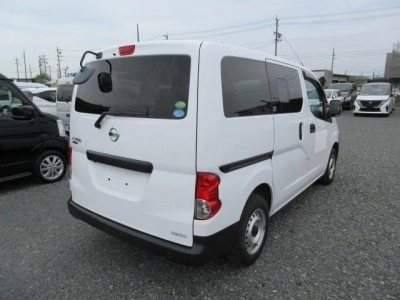 NISSAN NV200 VANETTE VAN
