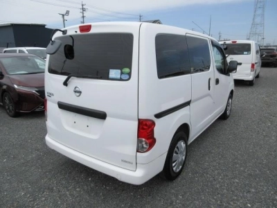 NISSAN NV200 VANETTE VAN