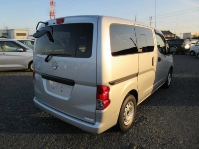 NISSAN NV200 VANETTE VAN