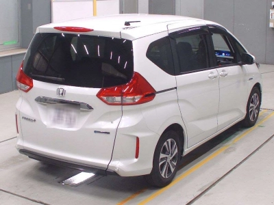 HONDA FREED + HYBRID