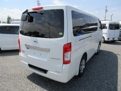 NISSAN NV350 CARAVAN