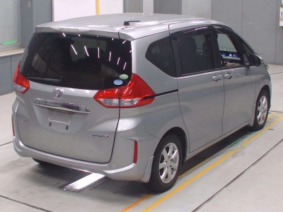 HONDA FREED HYBRID