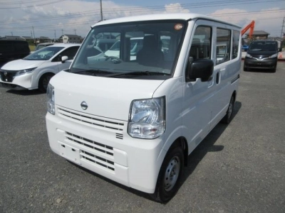 NISSAN NV100 CLIPPER