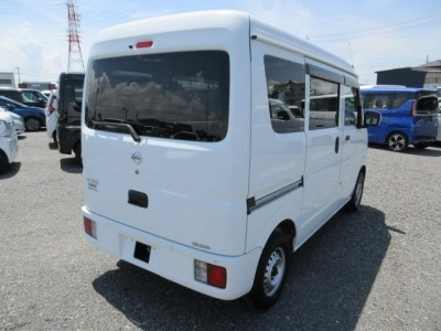 NISSAN NV100 CLIPPER