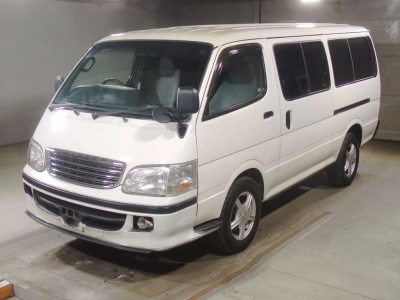 TOYOTA HIACE WAGON
