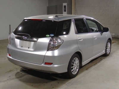 HONDA FIT SHUTTLE