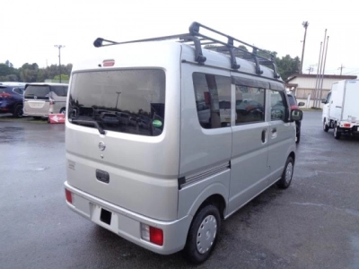 NISSAN NV100 CLIPPER