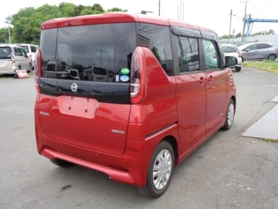 NISSAN ROOX