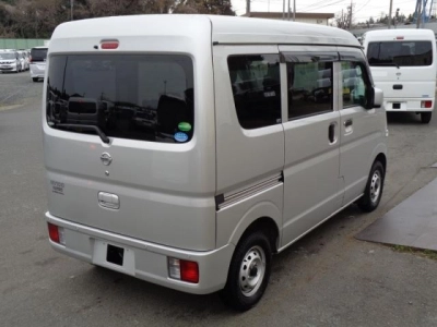 NISSAN NV100 CLIPPER