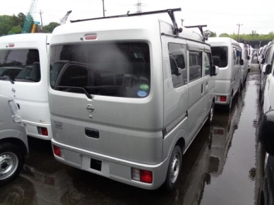 NISSAN NV100 CLIPPER