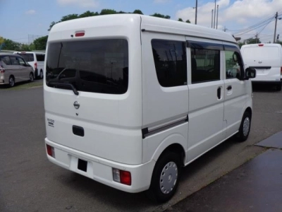 NISSAN NV100 CLIPPER