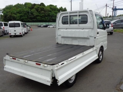 NISSAN NT100 CLIPPER