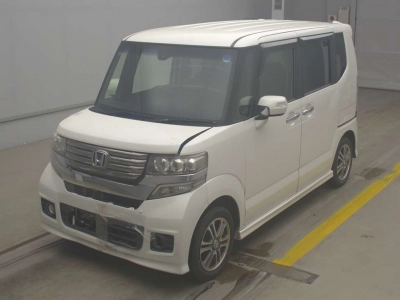 HONDA N BOX CUSTOM