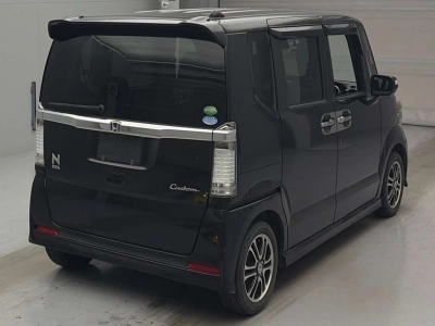 HONDA N BOX CUSTOM
