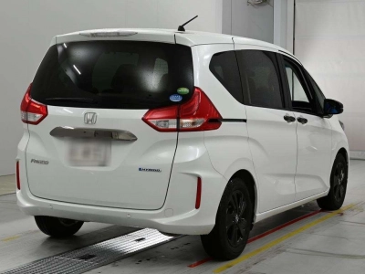 HONDA FREED HYBRID