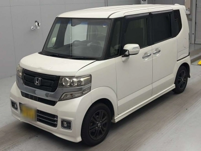 HONDA N BOX CUSTOM