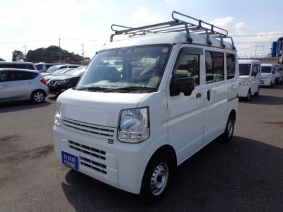 NISSAN CLIPPER VAN