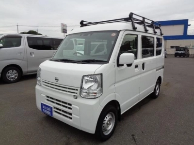 NISSAN CLIPPER VAN