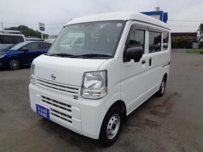 NISSAN CLIPPER VAN