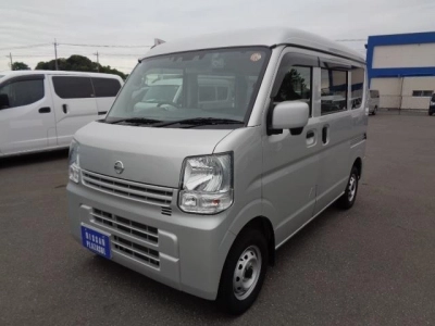 NISSAN CLIPPER VAN