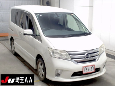 NISSAN SERENA