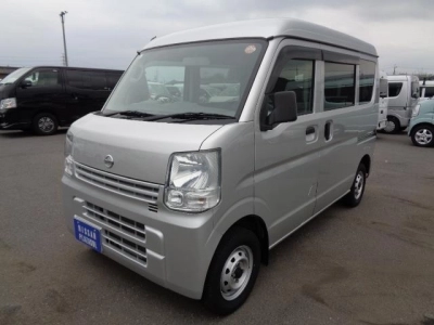 NISSAN CLIPPER VAN