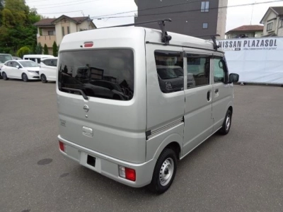 NISSAN CLIPPER VAN