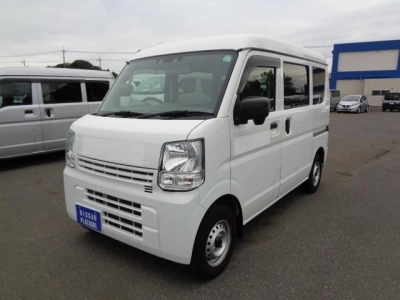 NISSAN CLIPPER VAN