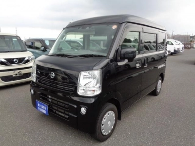 NISSAN CLIPPER VAN